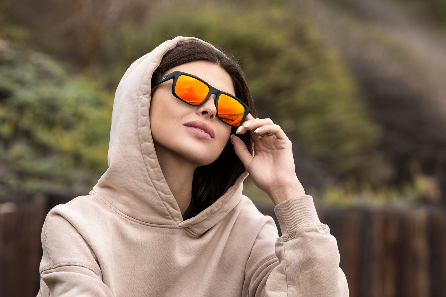 Rudder-Matte Black-Red Mirror